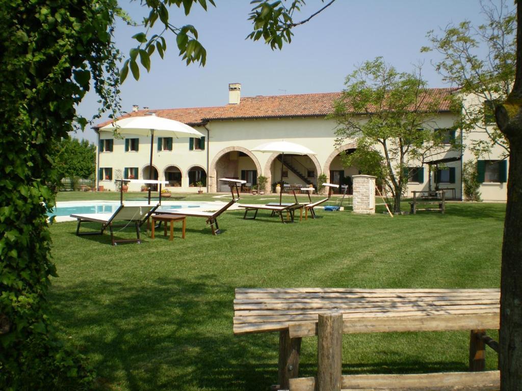 Il Rifugio Del Poeta Guest House San Biagio di Callalta Exterior foto